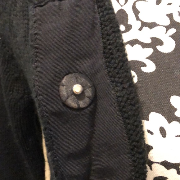 WHBM Stunning cropped long sleeved sweater jacket with standout beaded buttons - Picture 8 of 14